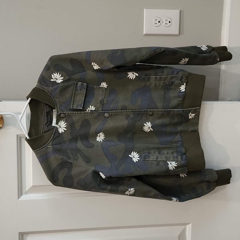 Cloud Chaser Camo Floral Jacket Juniors XS